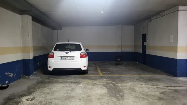 Piso en el centro de San Pedro Alcantara de 2 habitaciones y 2 baños, REFORMADO Y CON GARAJE — 16