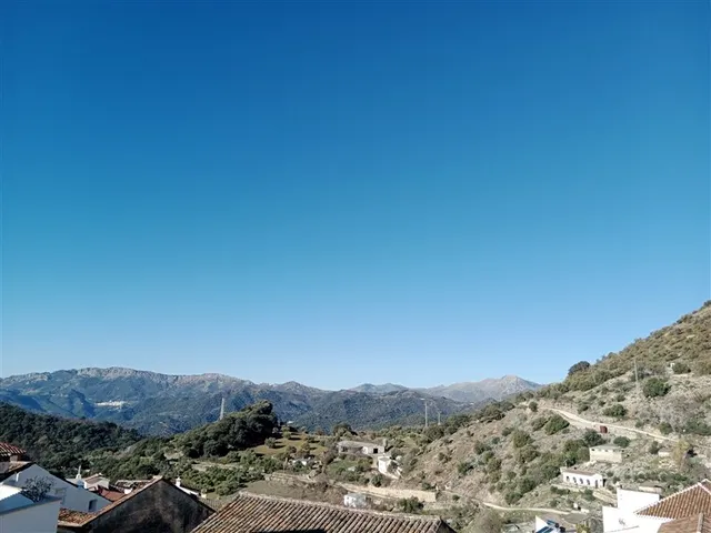 Casa de pueblo en Venta en Alpandeire Málaga — 34
