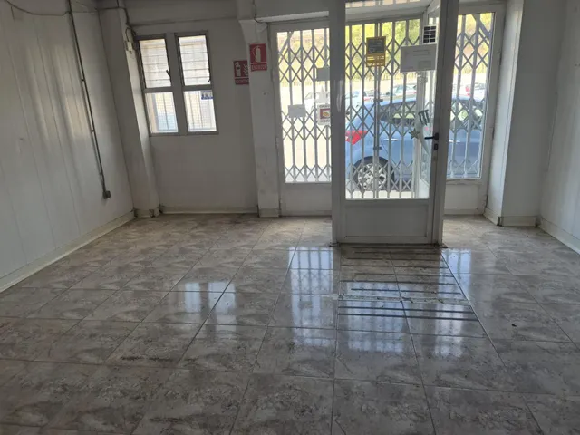 Se alquila nave en Elda — 13