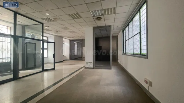 INMOBILIARIA ARBETETA ALQUILA MAGNÍFCO LOCAL COMERCIAL EN ZO - foto 4