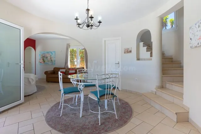 Villa Granadella. Villa con excelente relación calidad-preci - foto 4