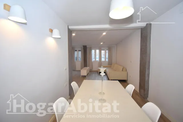 ¡oportunidad! bajo bonito, luminoso y reformado con patio, todo amueblado — 24