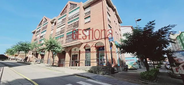 Local comercial 100m² en venta - Astillero