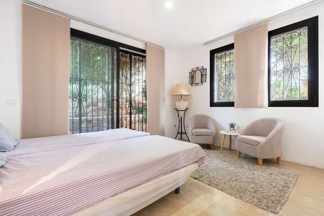 Chalet 3 habitaciones 346m² en venta - Costa del Sol — 20