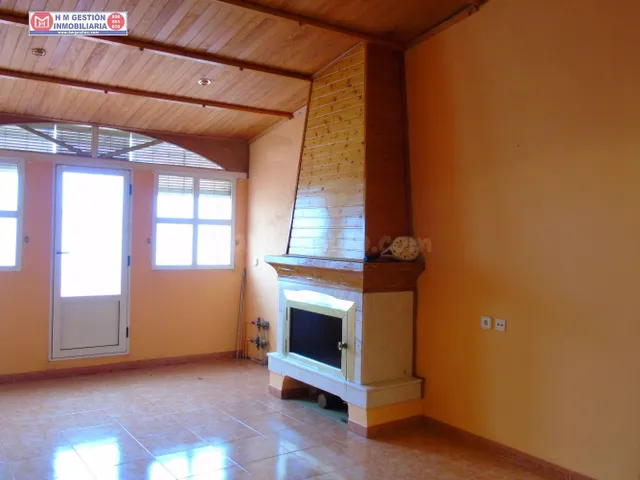 CASA CON EXCELENTES CALIDADES PRÓXIMA A HOSPITAL. 306 M2 CON - foto 5