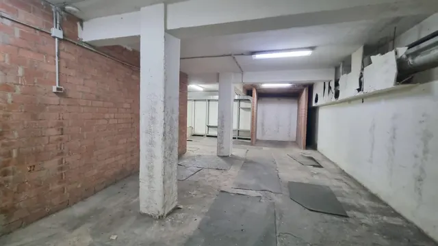 CÉNTRICO próximo a GRAN VIA/SAGASTA, LOCAL COMERCIAL de 235 m2. — 7