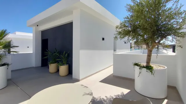 Moderna villa de lujo con 4 dormitorios y piscina privada con vistas a la montaña en Ciudad Quesada(Alicante) — 38
