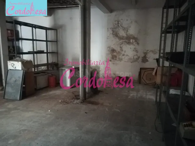 Local comercial 117m² en venta - Centro