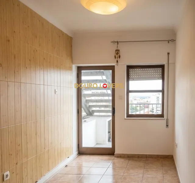 Apartamento 1 habitación 66m² en venta - Oliveira do Douro - foto 2