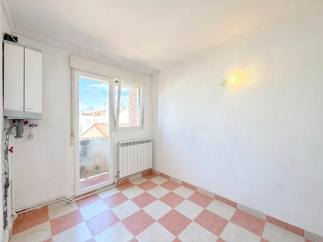 SE VENDE PISO DE TRES DORMITORIOS CON VISTAS DESPEJADAS EN LA JOTA - ZARAGOZA — 11