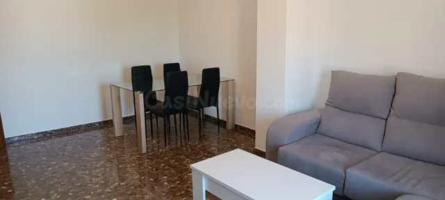 Piso 3 habitaciones 104m² en alquiler - Maracena - foto 2
