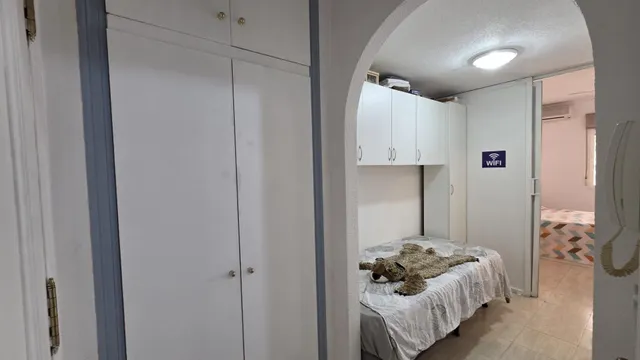 Estudio con zona de dormitorio extra y piscina — 9