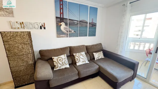 VIVIENDA EN ALQUILER EN EL CAMPELLO – URBANIZACIÓN LOS PINOS - foto 5