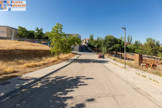 Venta de solar urbano de 258 m2 en Otura (Granada) — 7