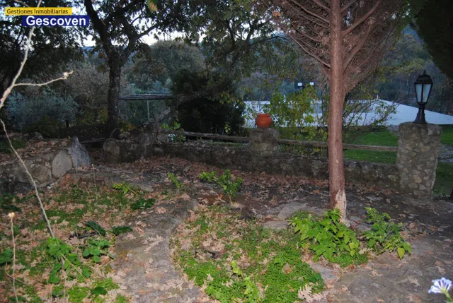 HERMOSO COMPLEJO DE APARTAMENTOS RURALES CON PARCELA, PISCINA, TERRAZAS Y JARDINES — 9