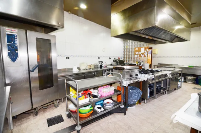 Urbis te ofrece un restaurante en venta en Aldeadávila de la Ribera, Salamanca. — 41