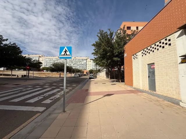 Local en venta en Valdespartera, Calle Mi Tío. — 17