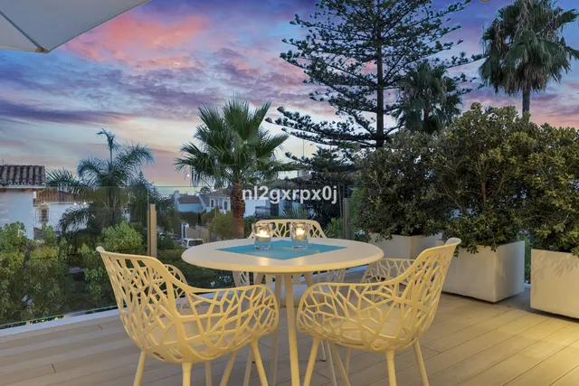 Chalet 3 habitaciones 398m² en venta - Marbella — 45