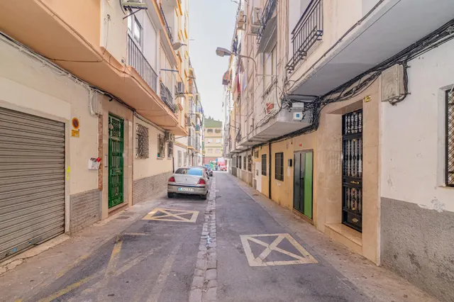 Oportunidad en venta de piso de tres dormitorios en la chana — 24