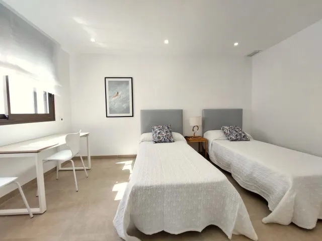 VILLA DE 3 DORMITORIOS Y 3 BAÑOS EN SAN PEDRO DEL PINATAR (MURCIA) — 18