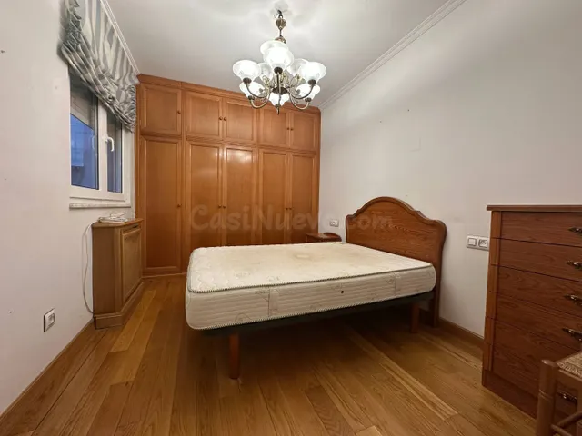 Piso de 2 habitaciones en calle Montero Ríos. Edificio del año 2000. — 15