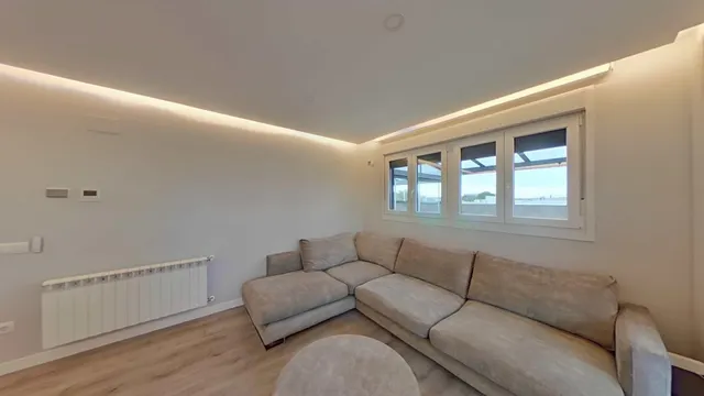 ¡SE ALQUILA!! Impresionante vivienda de tres habitaciones con terraza de 50m2 en la zona de La Garena. — 5