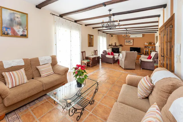 Venta de piso de 154 m2, en Zagra (Granada) — 6