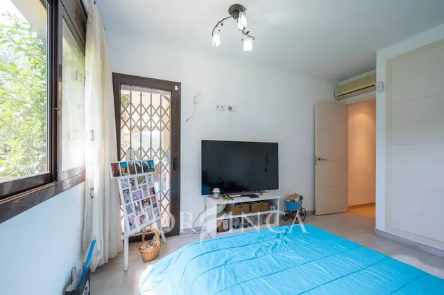 Encantadora villa con piscina y vistas panorámicas en Calonge Costa Brava — 31