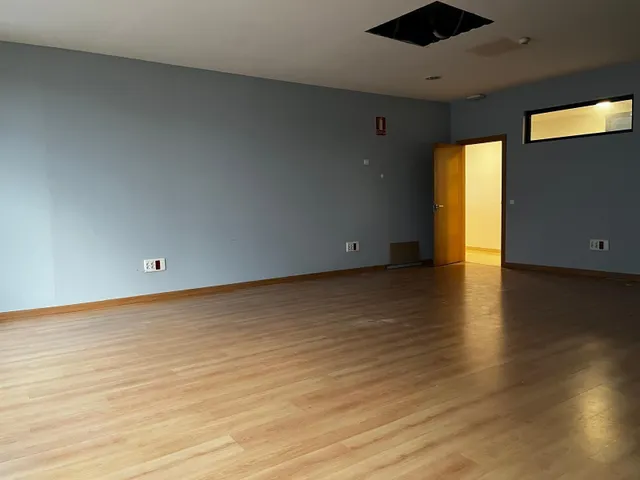 Oficina en venta y alquiler en edificio Azabache, Palmones, Los Barrios. — 8