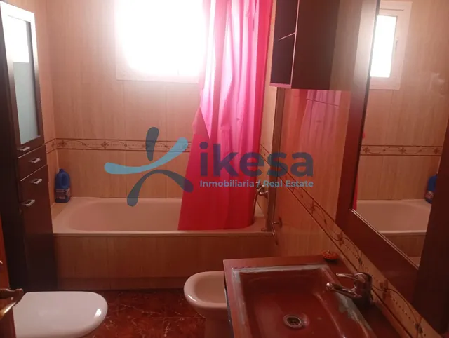 Atractivo Piso de 2 habitaciones en El Ejido Sur — 9