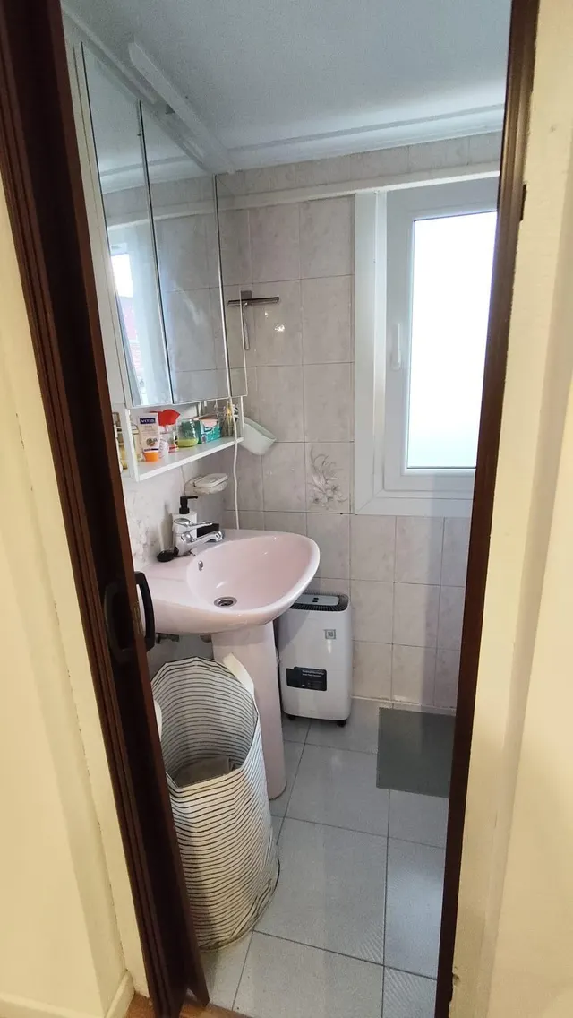 Casa reformada con terraza, finca de 750 m2 y cuadra, con vistas al Aramo — Morcín — 26