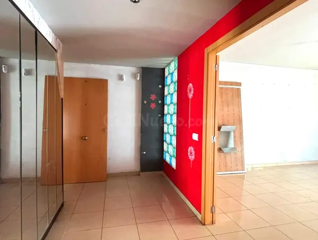 Amplia y luminosa vivienda en la zona Renfe, junto al centro histórico — 3