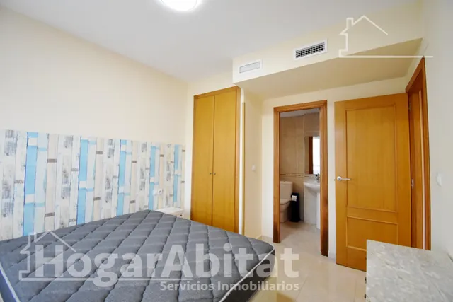 Playa a escasos 100 metros en este luminoso apartamento con terraza y piscina — 18