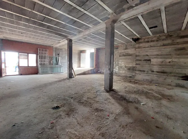 LOCAL COMERCIAL EN BRUTO 130 M2 ZONA EL CANTAL - PUEBLO INDA - foto 2