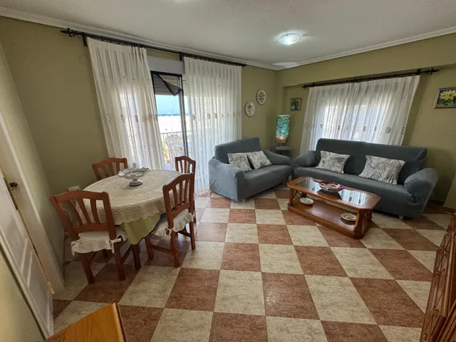 APARTAMENTO CON GRANDISIMA TERRAZA CON VISTAS AL MAR — 10