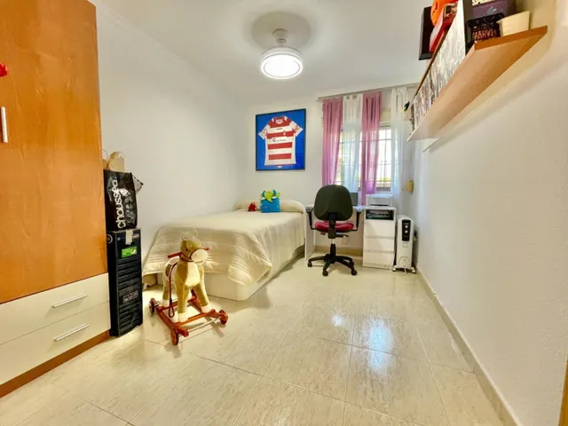Piso exterior de 3 dormitorios en Miralbaida – Listo para entrar a vivir — 29
