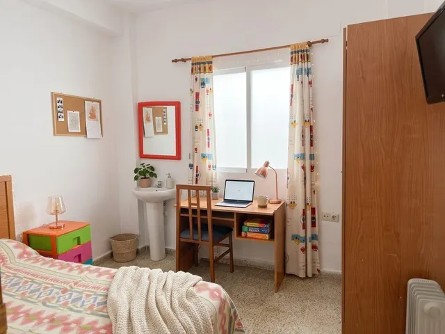 habitación RESIDENCIA ESTUDIANTES!!!!!!!!!!! — 13
