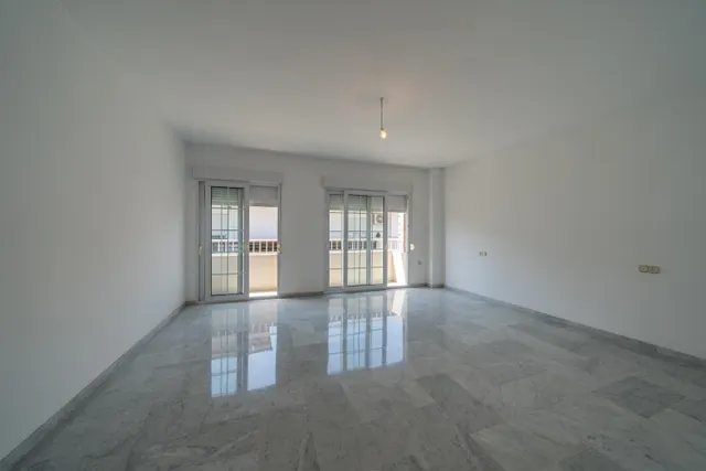 GRAN PISO/ATICO EN EL CENTRO DE MOTRIL  CON 183 M2 — 24