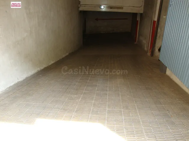VENTA DE PLAZA DE GARAJE CENTRICA EN ALMUSSAFES — 4