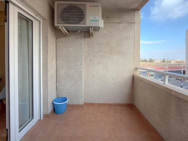 Centro! Encantador apartamento (Año 2003) con terraza confortable y vistas despejadas + 2 Piscinas comunitarias — 11