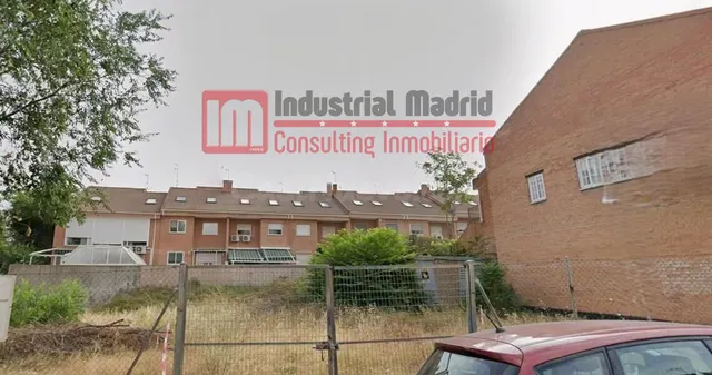 SUELO URBANO EN VENTA EN LOECHES CON PROYECTO PARA 13 VIVIEN - foto 3
