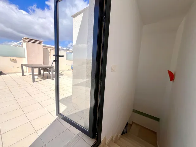 APARTAMENTO ÁTICO DE 3 DORMITORIOS Y 2 BAÑOS EN LOMAS DE CABO ROIG (ORIHUELA COSTA) — 25