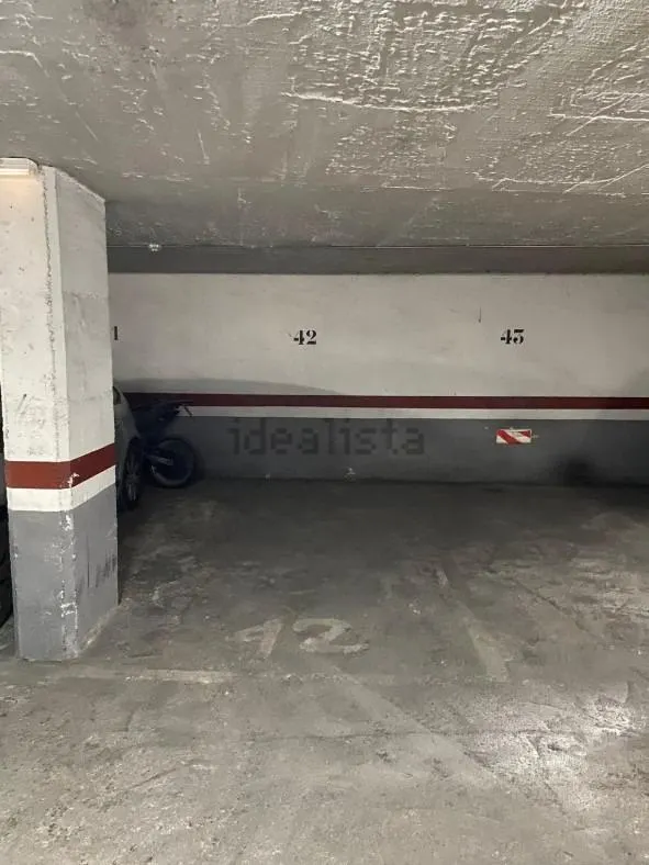 Garaje en venta en Calle de Guitard — 10