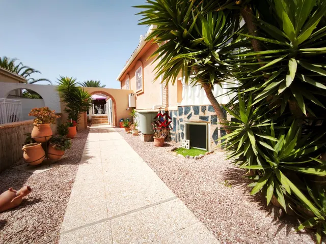 ESPECTACULAR CHALET CON PISCINA Y AMPLIOS EXTERIORES EN CAMPOSOL — 7