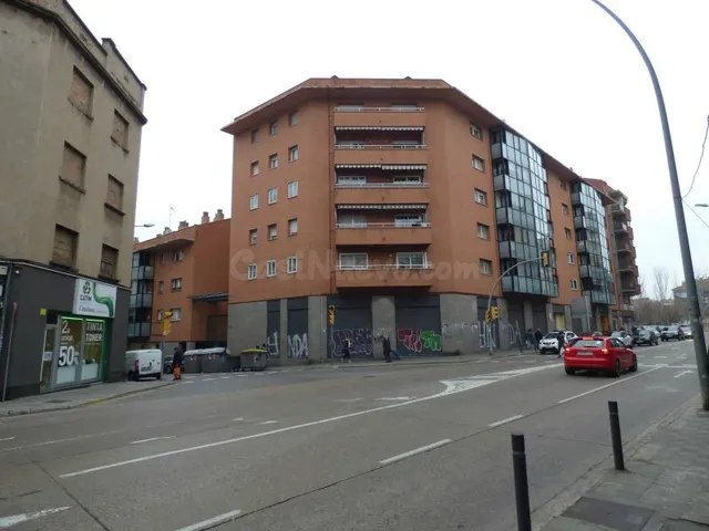 LOCAL COMERCIAL EN ALQUILER DE 600M2 DIVIDIBLE EN ZONA CTRA 