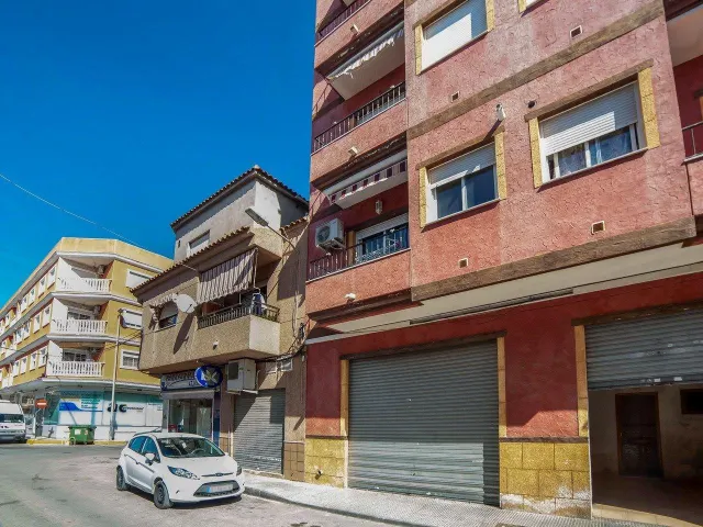 Local comercial de 169 m2 — 3