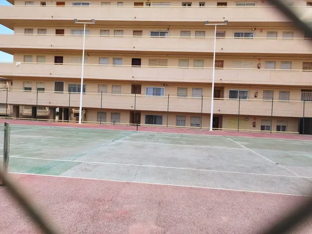 Bonito apartamento con vistas y piscina — 44