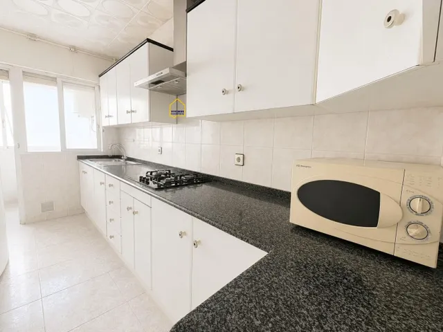 Piso de 3 dormitorios, balcón y trastero, en el centro de Puerto Lumbreras — 9