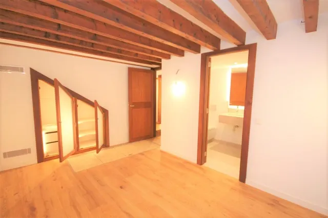 PRECIOSO DUPLEX DE OBRA NUEVA EN EL CASCO ANTIGUO DE LA CIUDAD — 10