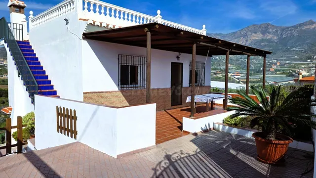 villa cortijo con piscina en molvizar — 4